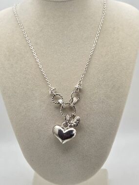 Nina Ricci NR Signed Silver Tone Double Heart Puffy Pendant Necklace